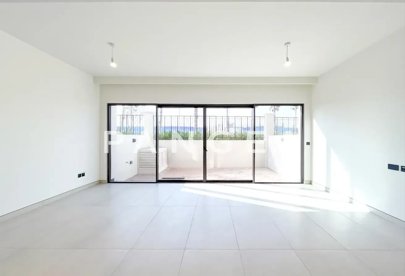 Single Row | Multiple Cheques | Ready to move in