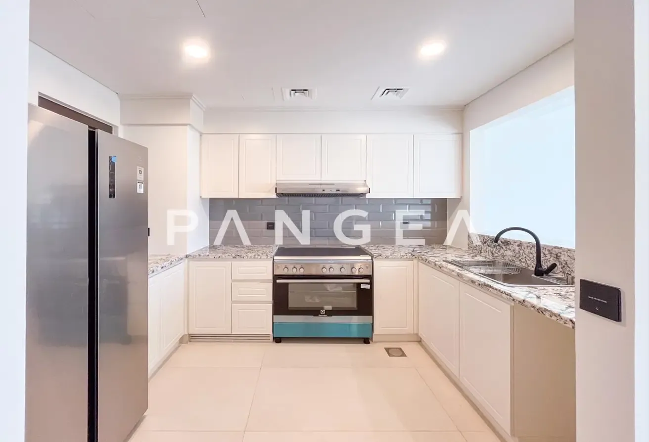 Single Row | Multiple Cheques | Ready to move in