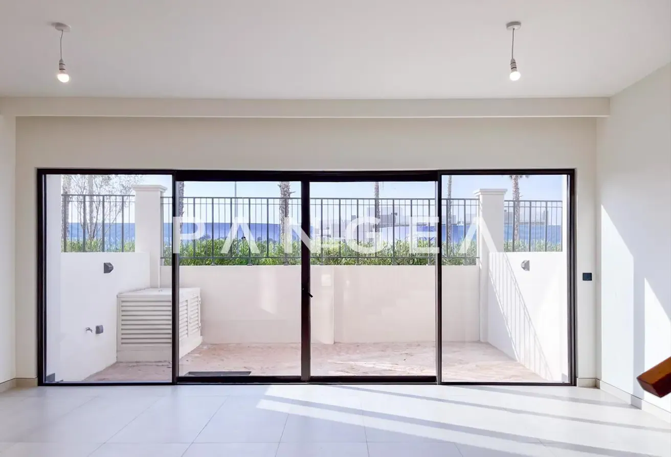 Single Row | Multiple Cheques | Ready to move in