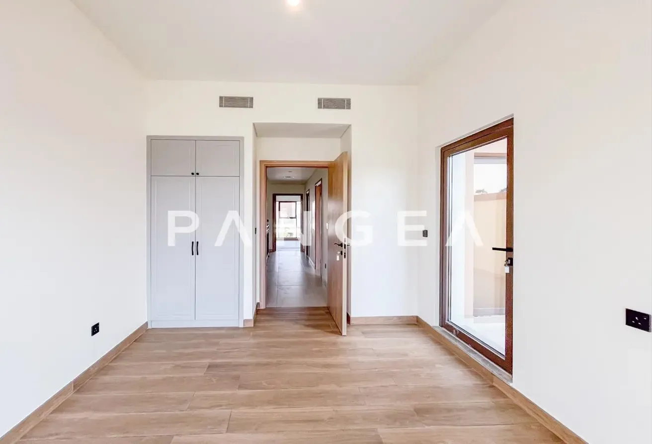 Single Row | Multiple Cheques | Ready to move in