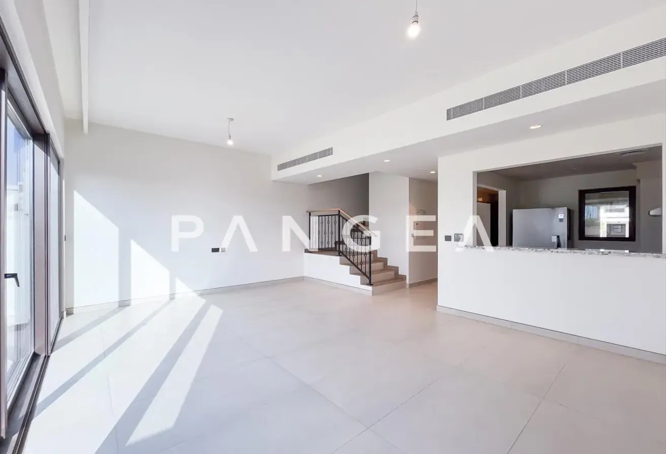 Neutral Cluster | Brand New | Ready to Move in