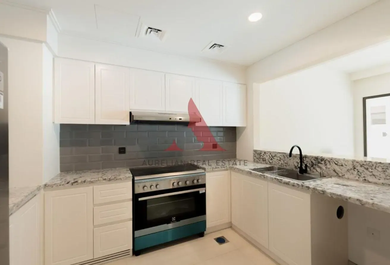 Vacant | 4BR | Multi Cheques | Costa Brava