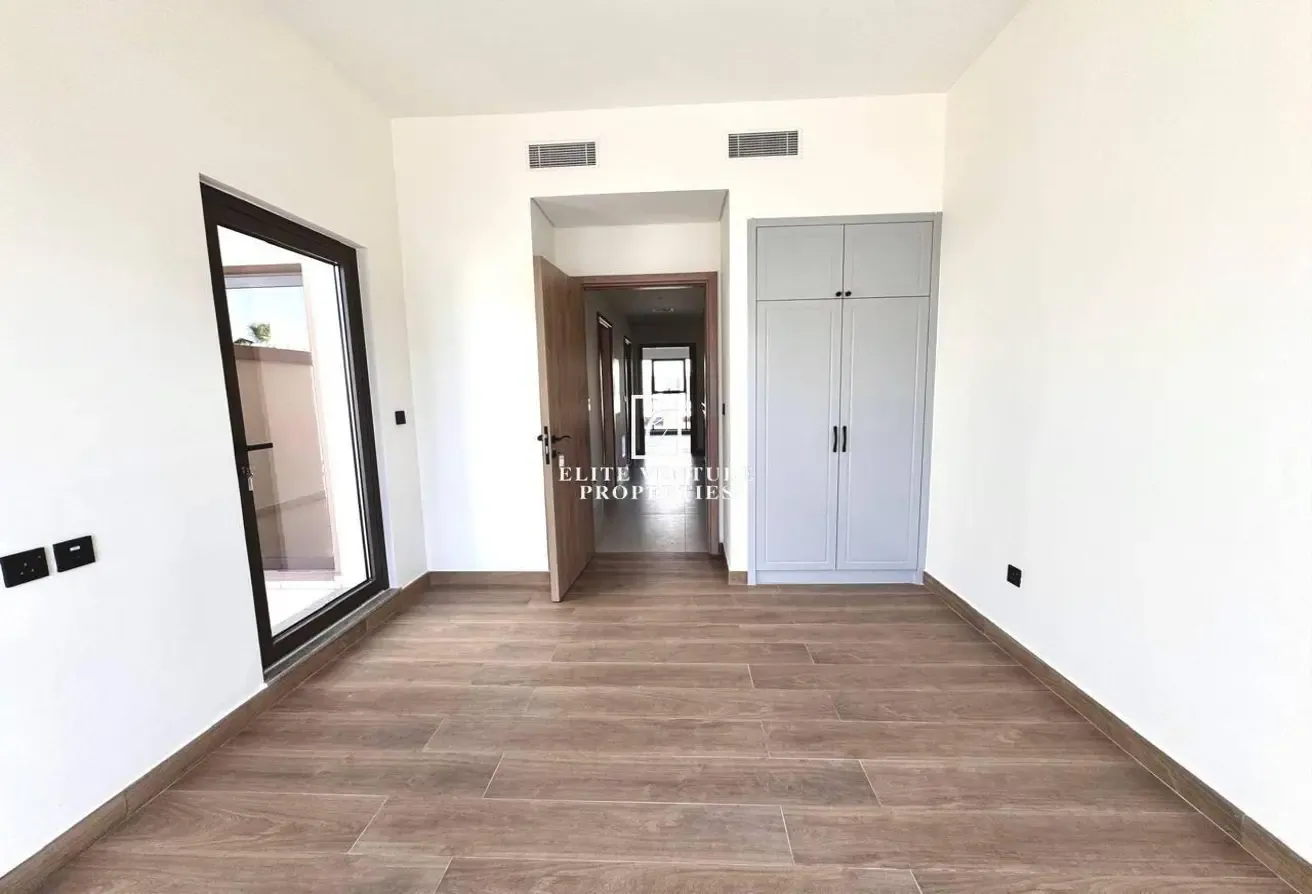 SINGLE ROW | BRAND NEW | OVERLOOKING AMENITIES