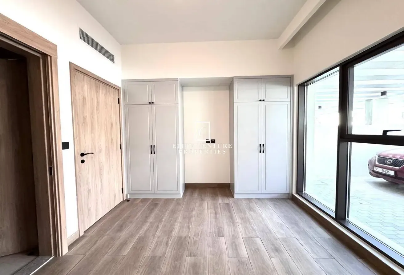 SINGLE ROW | BRAND NEW | OVERLOOKING AMENITIES