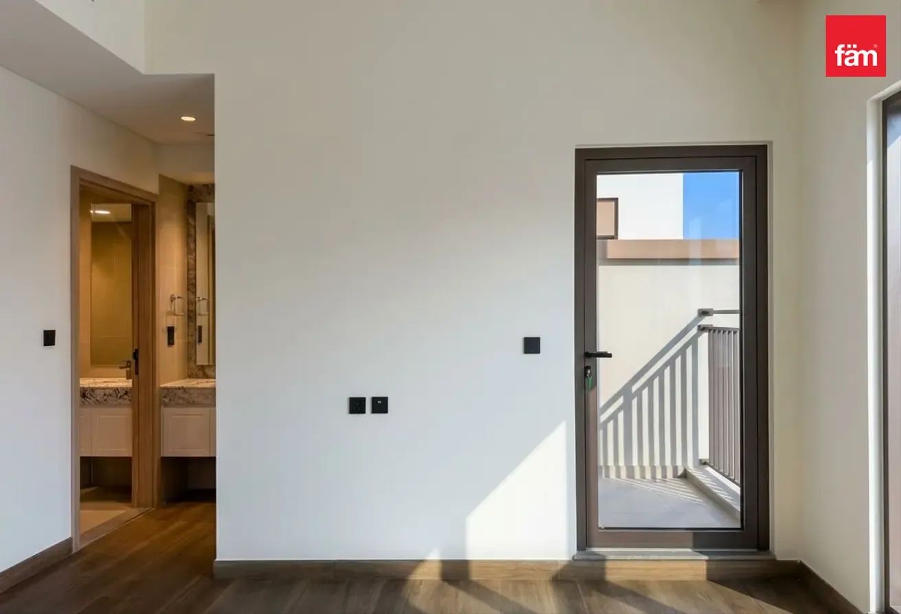 Prime location | Ready for occupancy