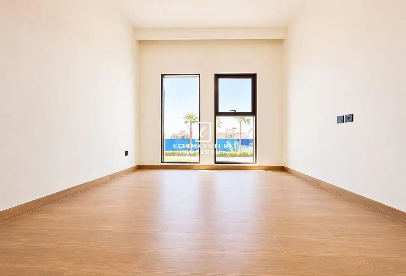 Close to amenities | Brand new | 4 bed TH