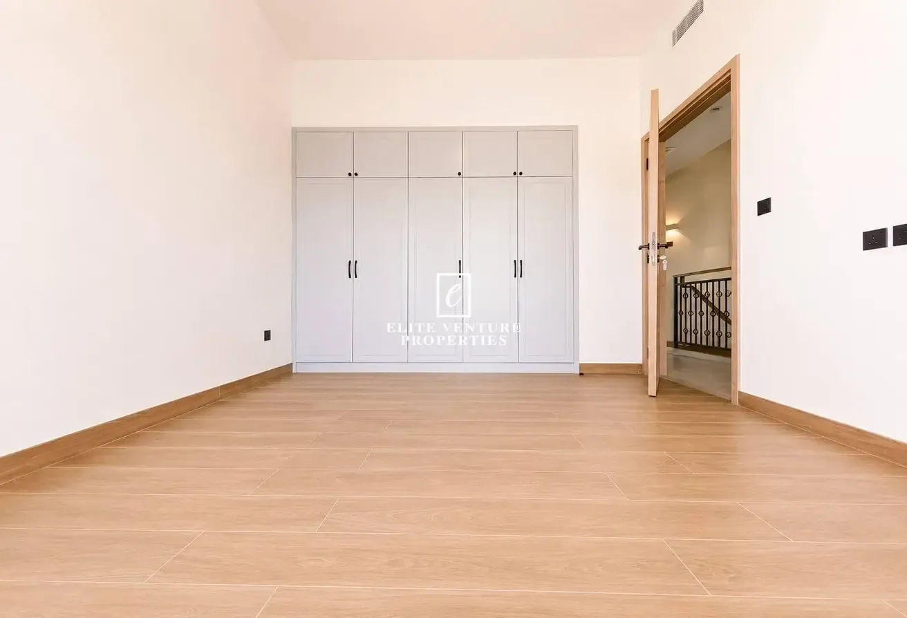 Close to amenities | Brand new | 4 bed TH