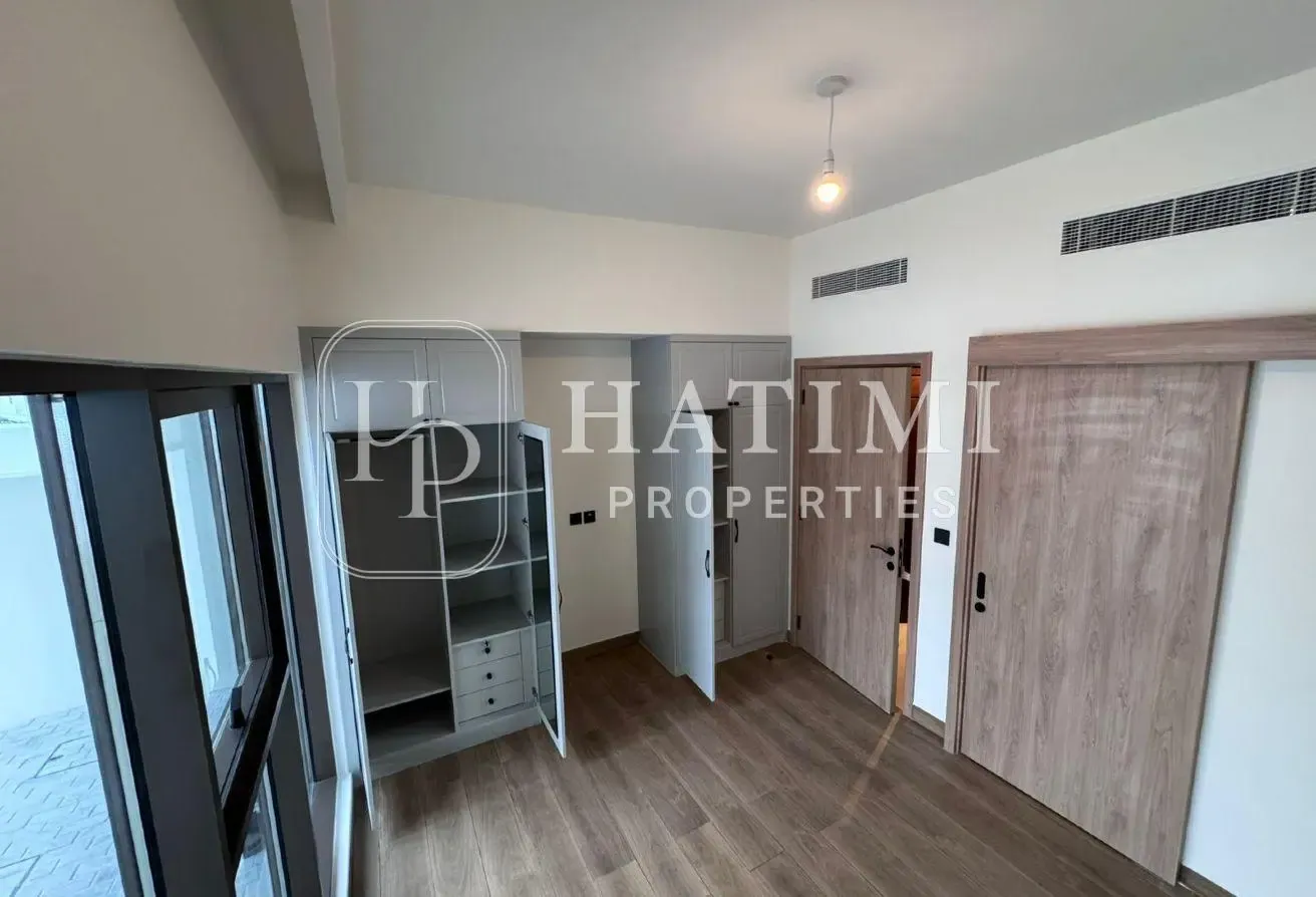 Ready to Move | Barnd new | Prime location