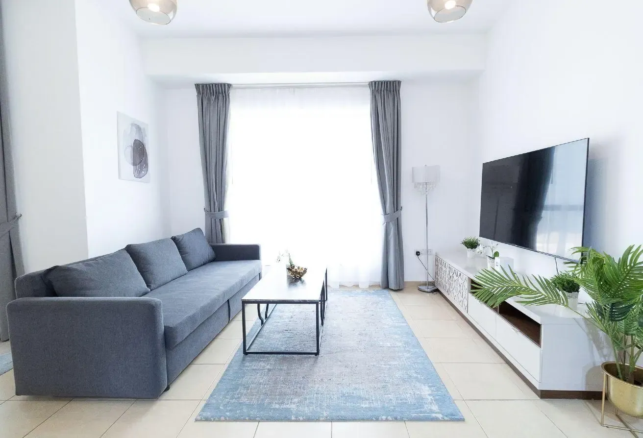FULLY FURNISHED I BILLS INCLUDED I COMMISSION FREE