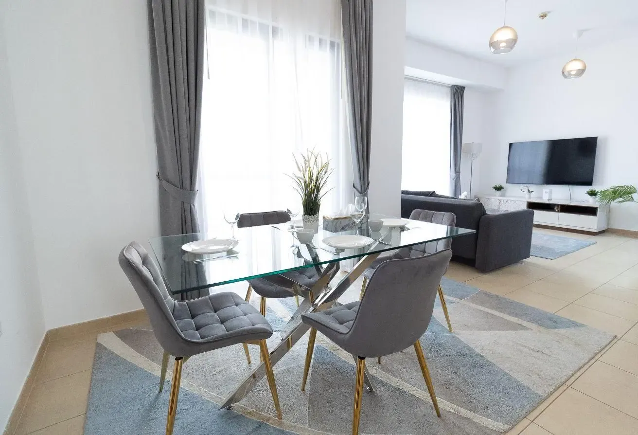 FULLY FURNISHED I BILLS INCLUDED I COMMISSION FREE
