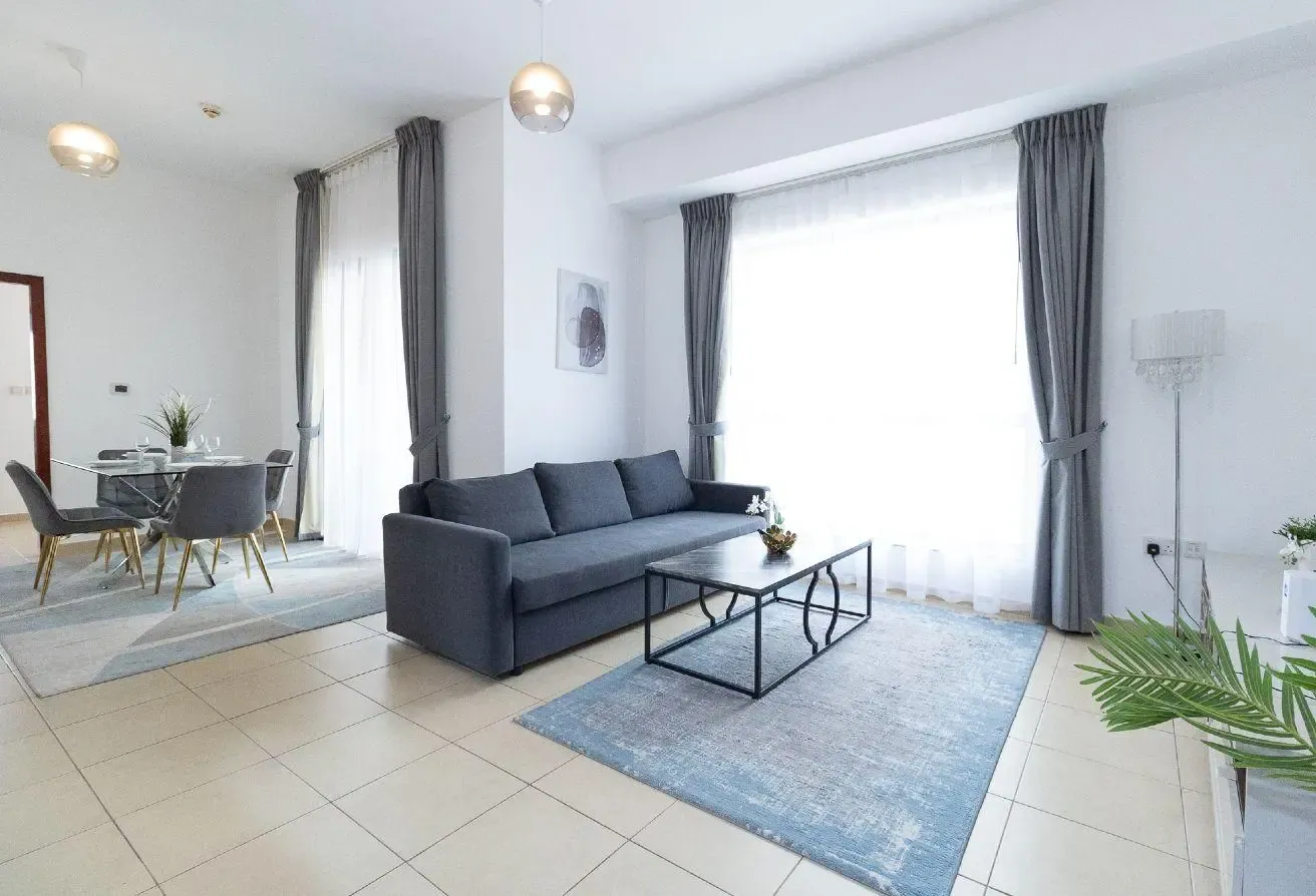 FULLY FURNISHED I BILLS INCLUDED I COMMISSION FREE
