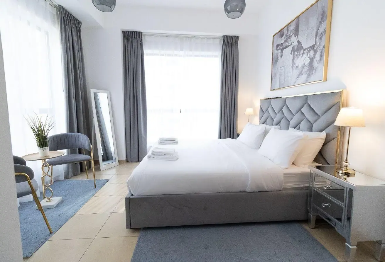 FULLY FURNISHED I BILLS INCLUDED I COMMISSION FREE