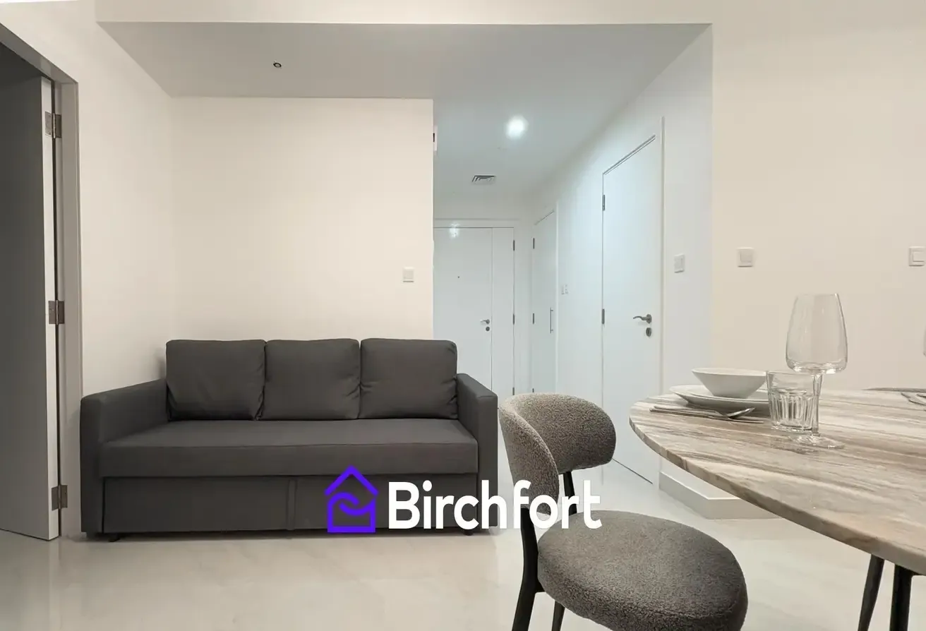 UPRGRADED | 1 BEDROOM | MARINA VIEW