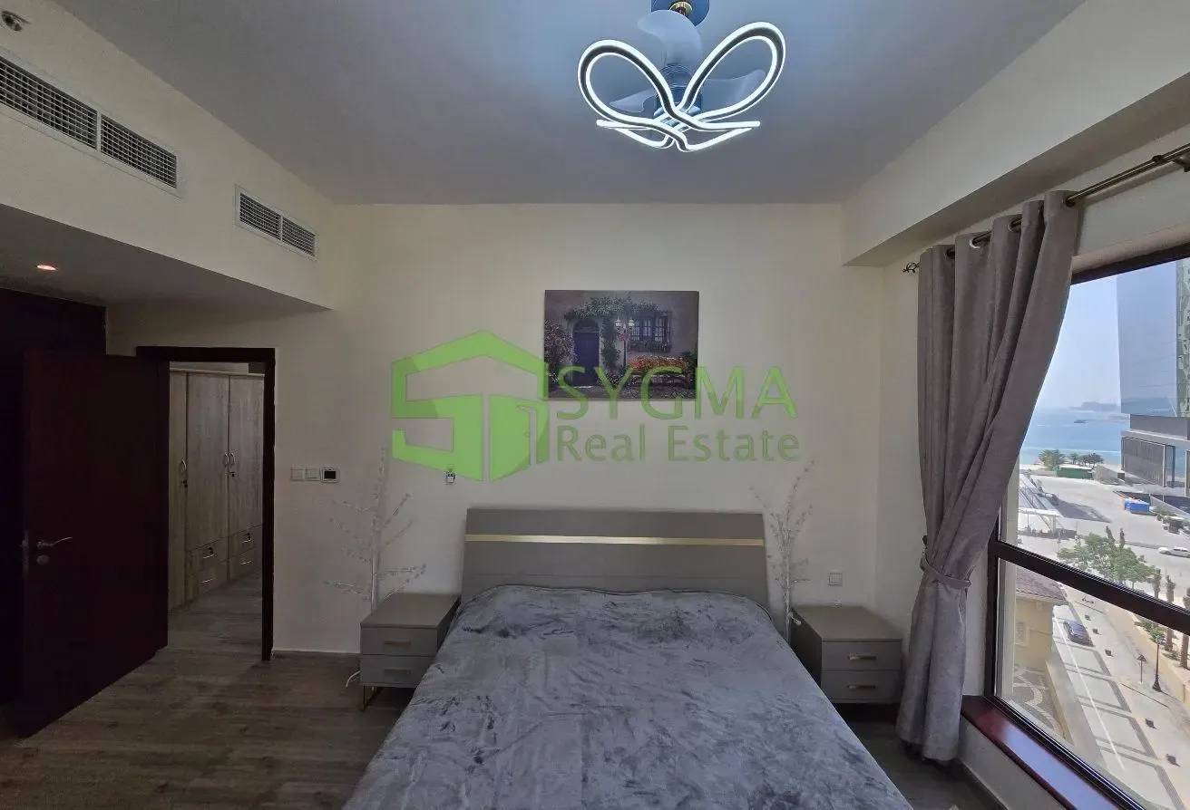 Amazing 1 Bedroom Fully Furnished Available