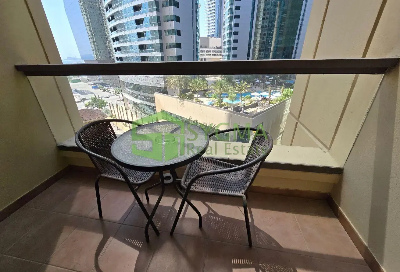 Amazing 1 Bedroom Fully Furnished Available