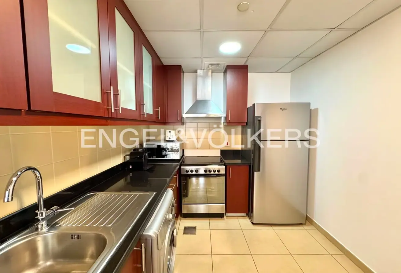 Fully Furnished | High Floor | Vacant