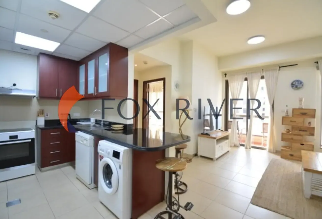 Sea View Unit | Minutes from the Beach | Mid Floor
