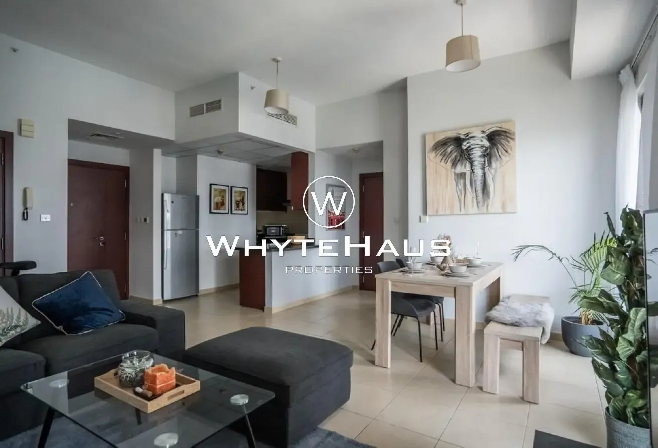 Cozy Apartment | Fully Furnished  | Beach Access