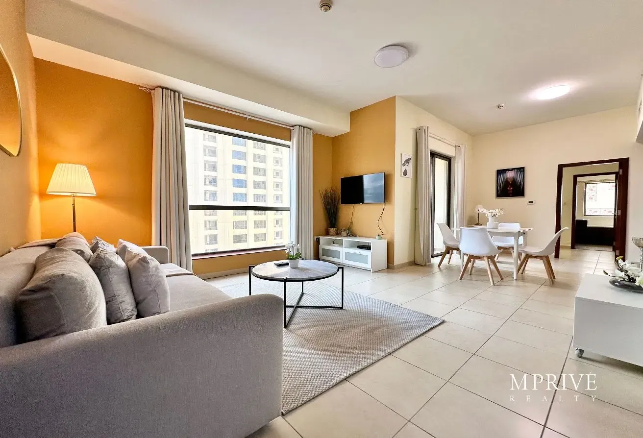 Fully Furnished | Partial Sea View | 4-6 Cheques