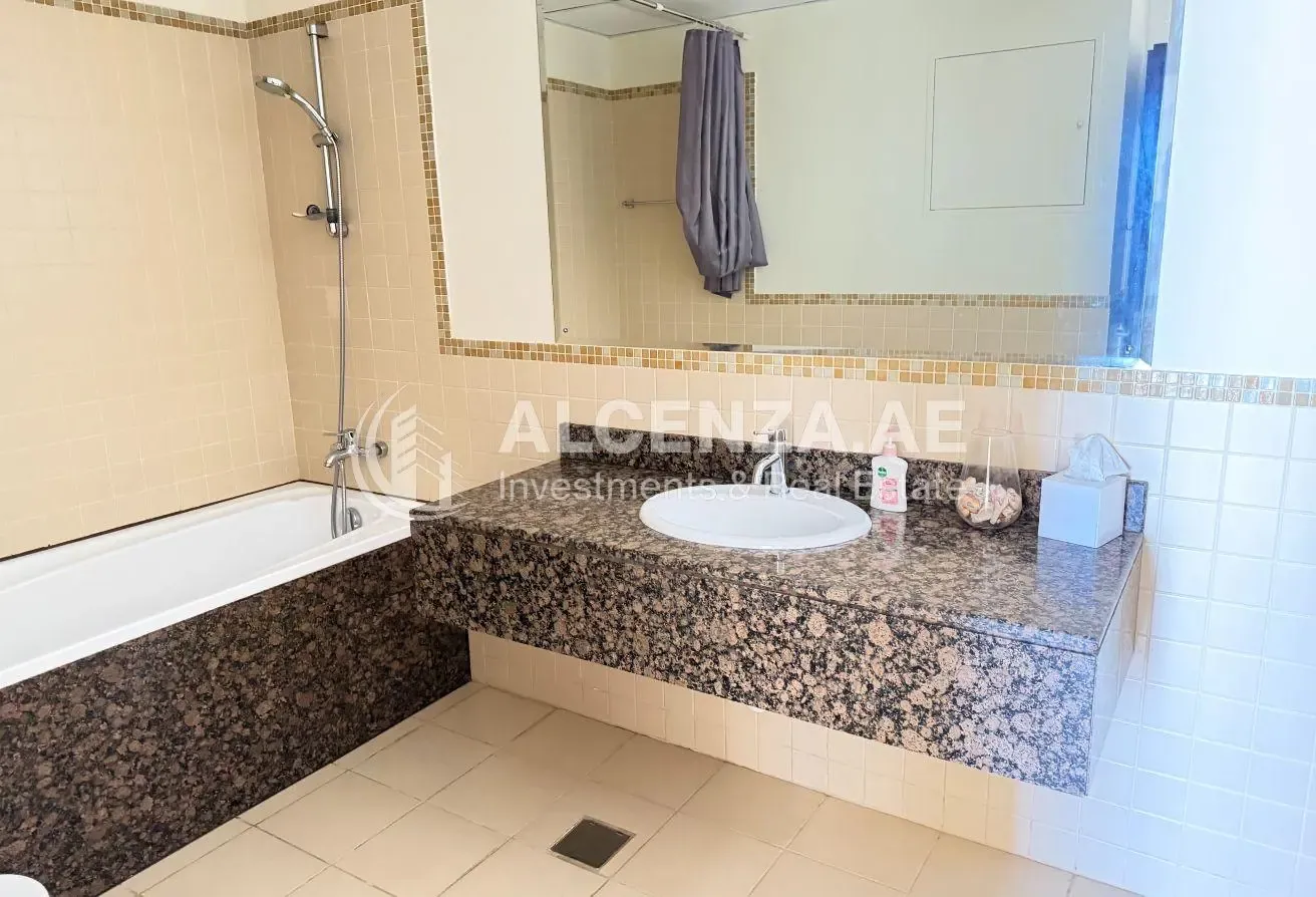 Community Living | Beach access | Well Maintained