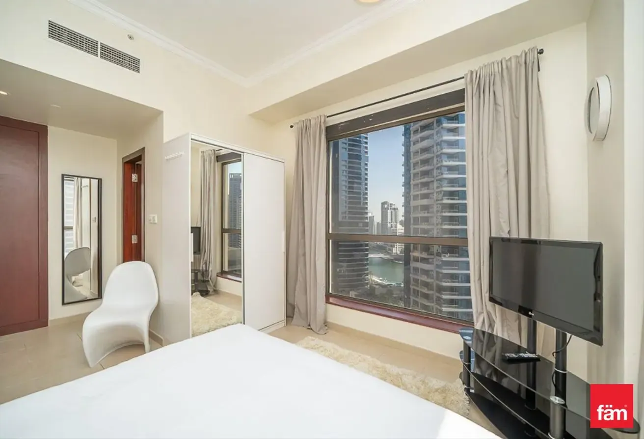 Waterfront Living | Furnished | Ready To Move In