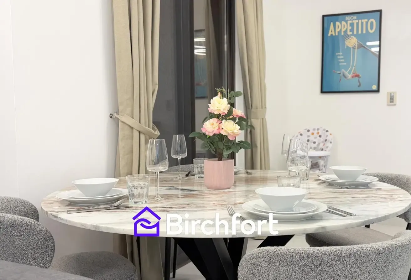 NEWLY UPRGRADED | 1 BEDROOM | MARINA VIEW