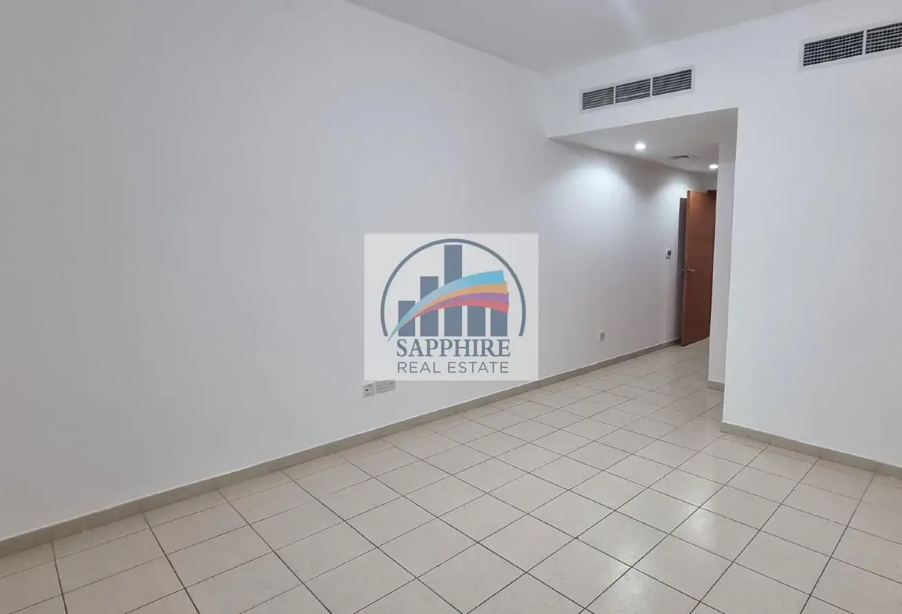 Pool View Spacious 2BR Apartment with Study