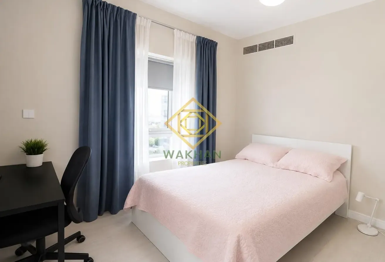 Park & Pool View | Vacant | Upgraded | Unfurnished