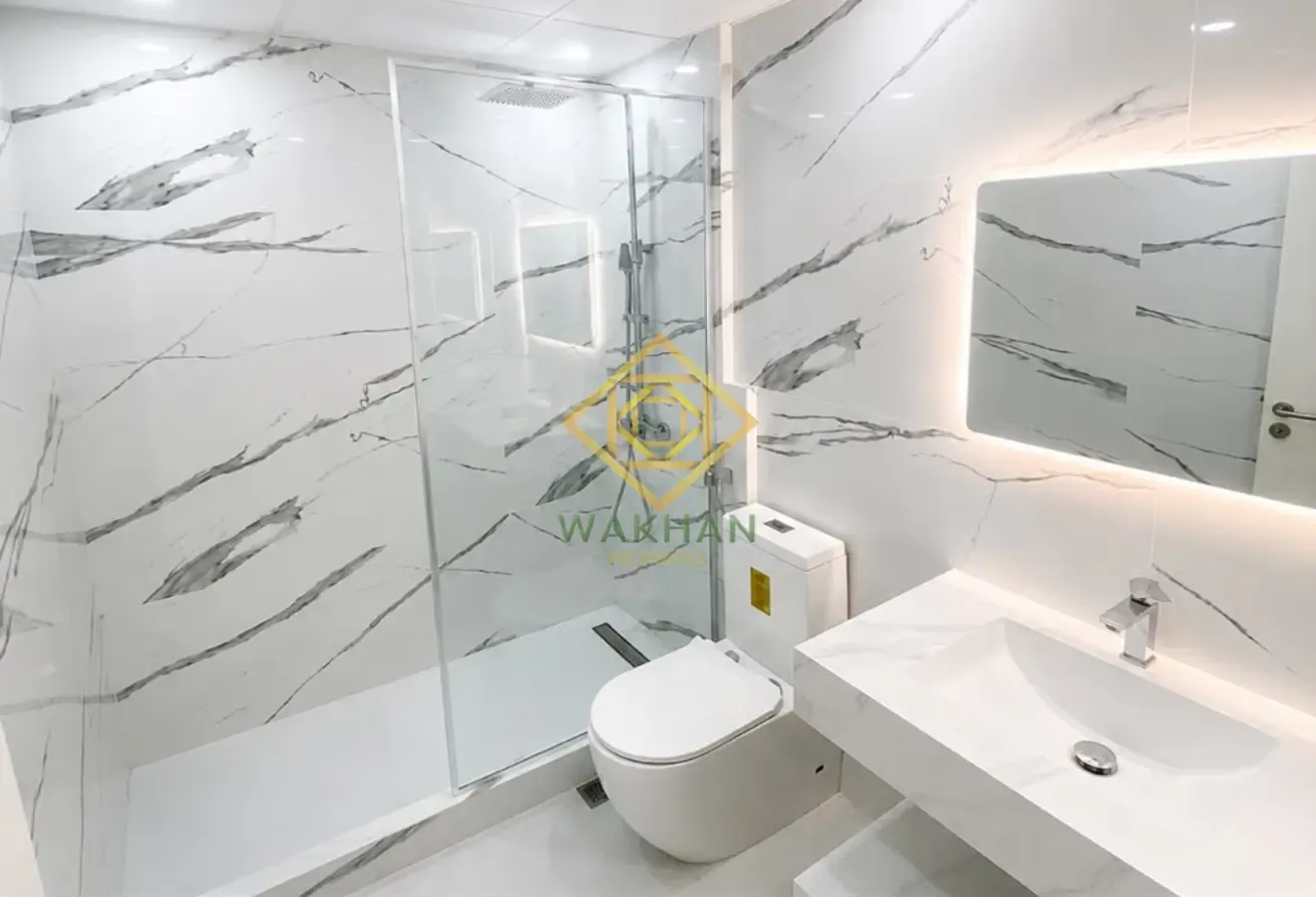Park & Pool View | Vacant | Upgraded | Unfurnished