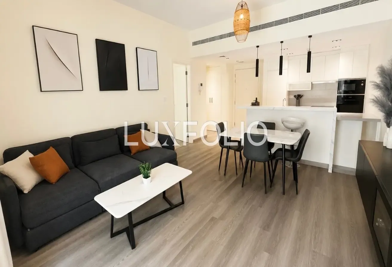 Fully Upgraded | Furnished | Low Floor