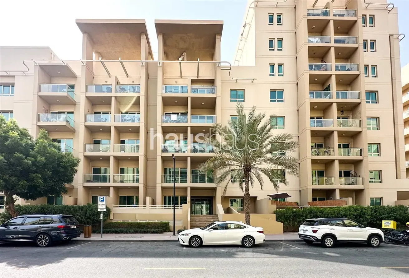 Appliances included | Vacant | Upgraded