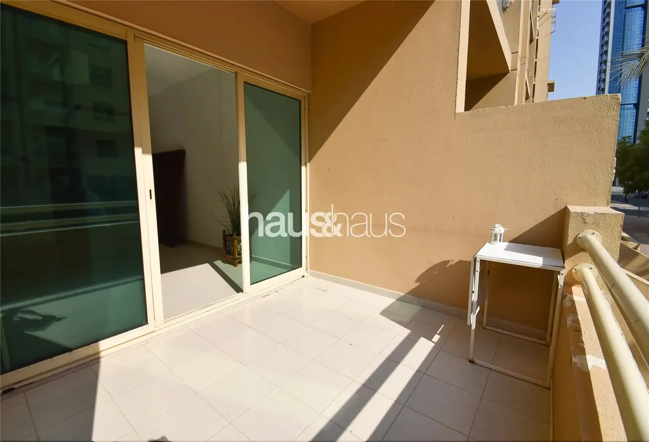 Appliances included | Vacant | Upgraded