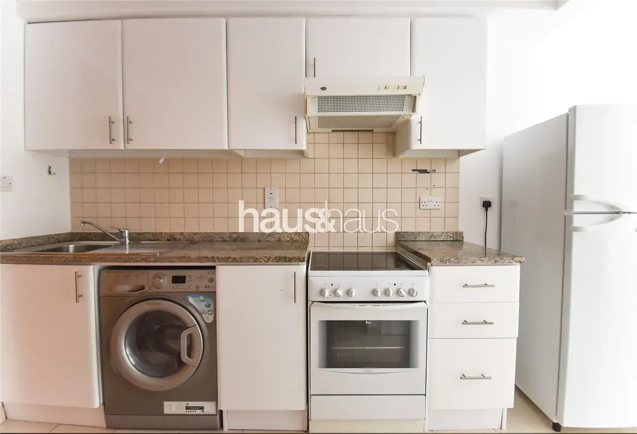 Appliances included | Vacant | Upgraded