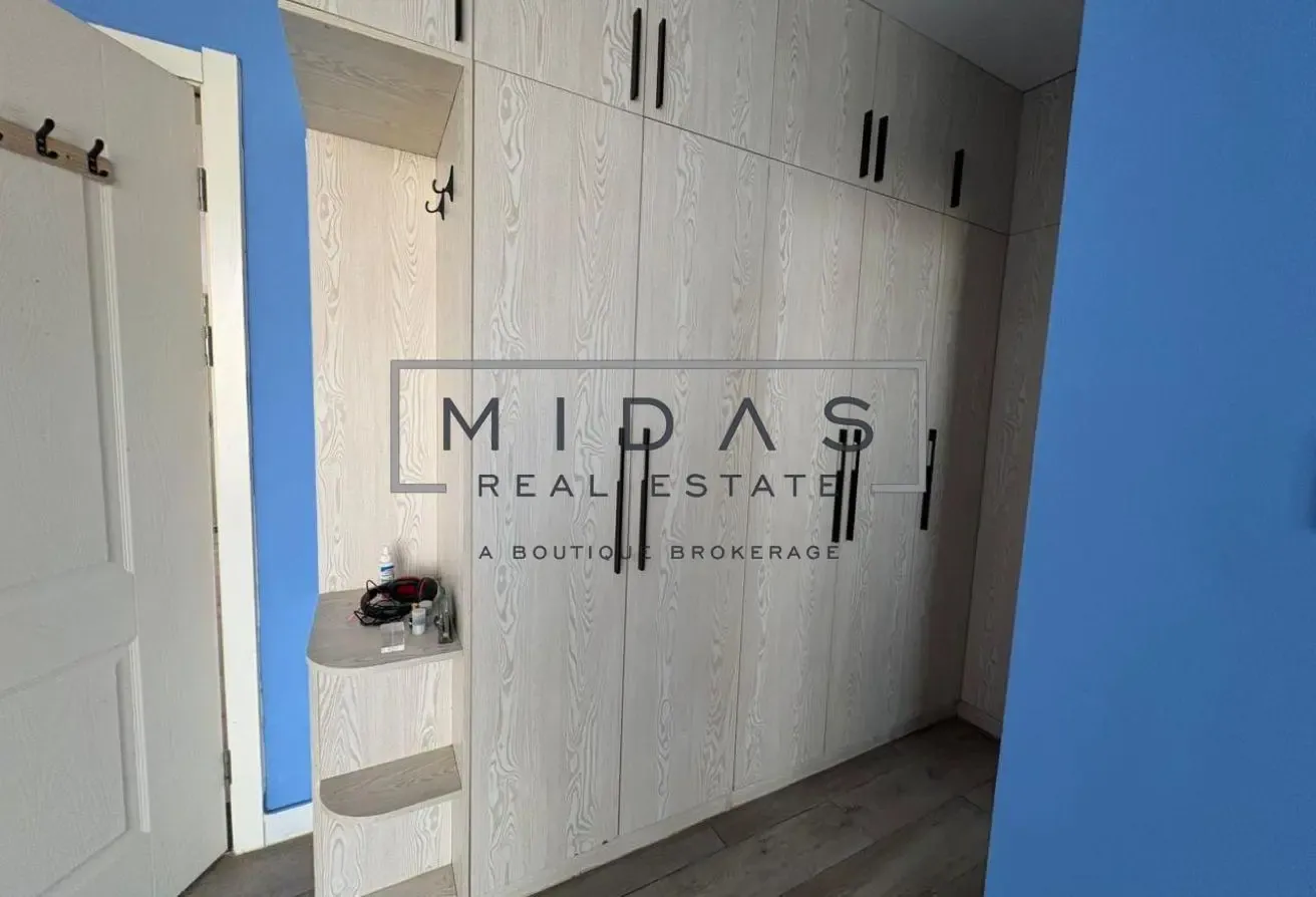 Ready to Move in | Prime Location | with Maids