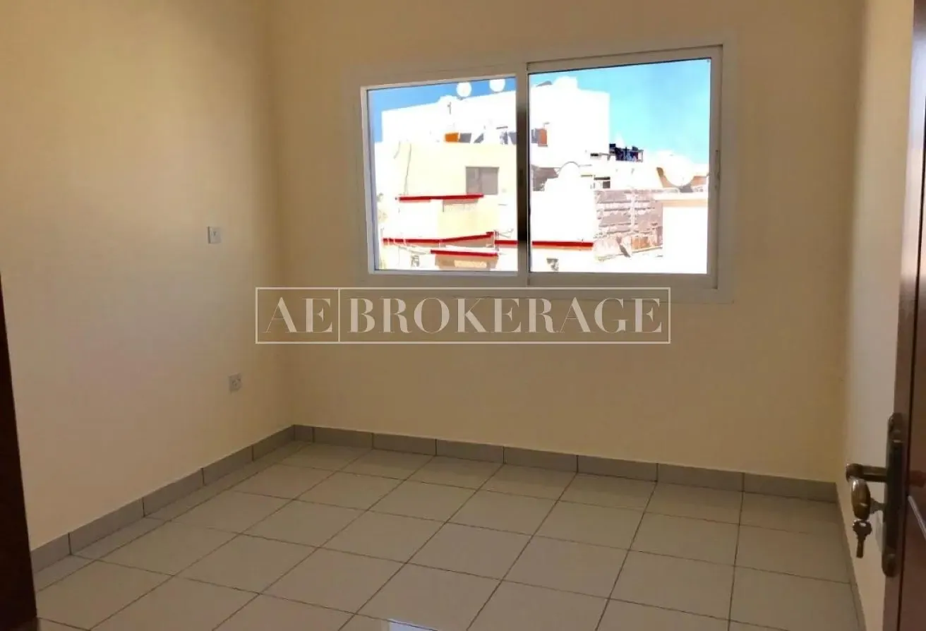 spacious 3 bedroom villa for staff in horal anz