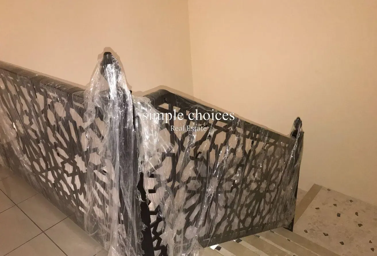 3 Bed Villa / Prime location/ 1 Covered Parking