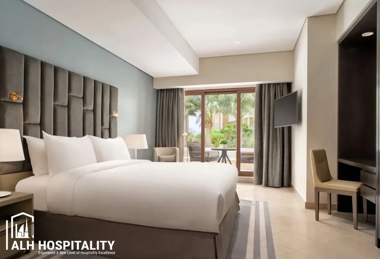Exclusive 2 bedroom | Beach Access| Bills Included