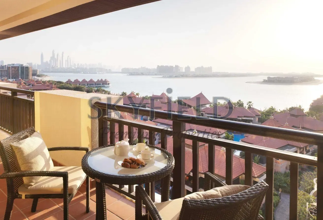 1 BR Hotel Apartment in Royal Amwaj Residences North