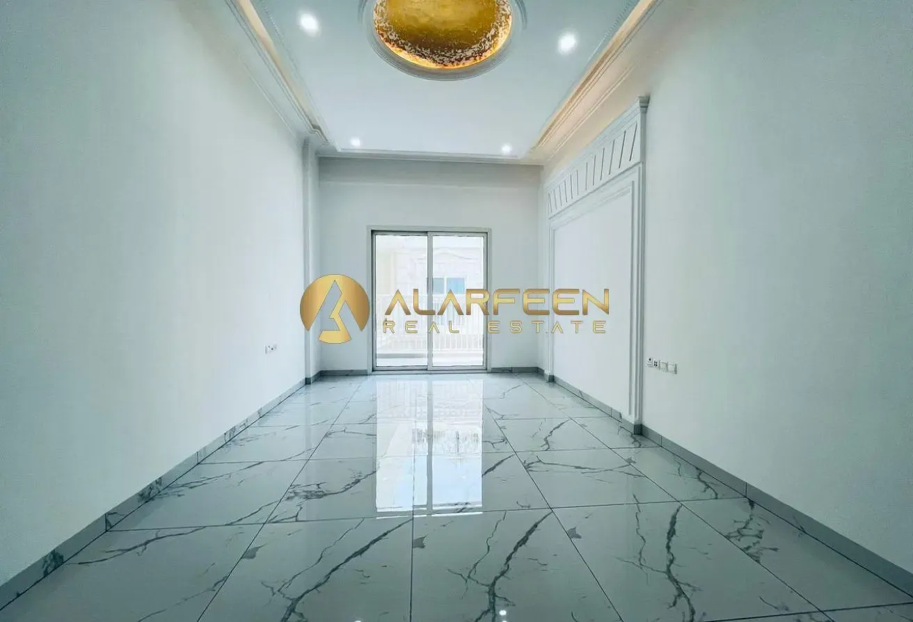 Spacious| Studio | Fully Fitted Kitchen|Grab Now