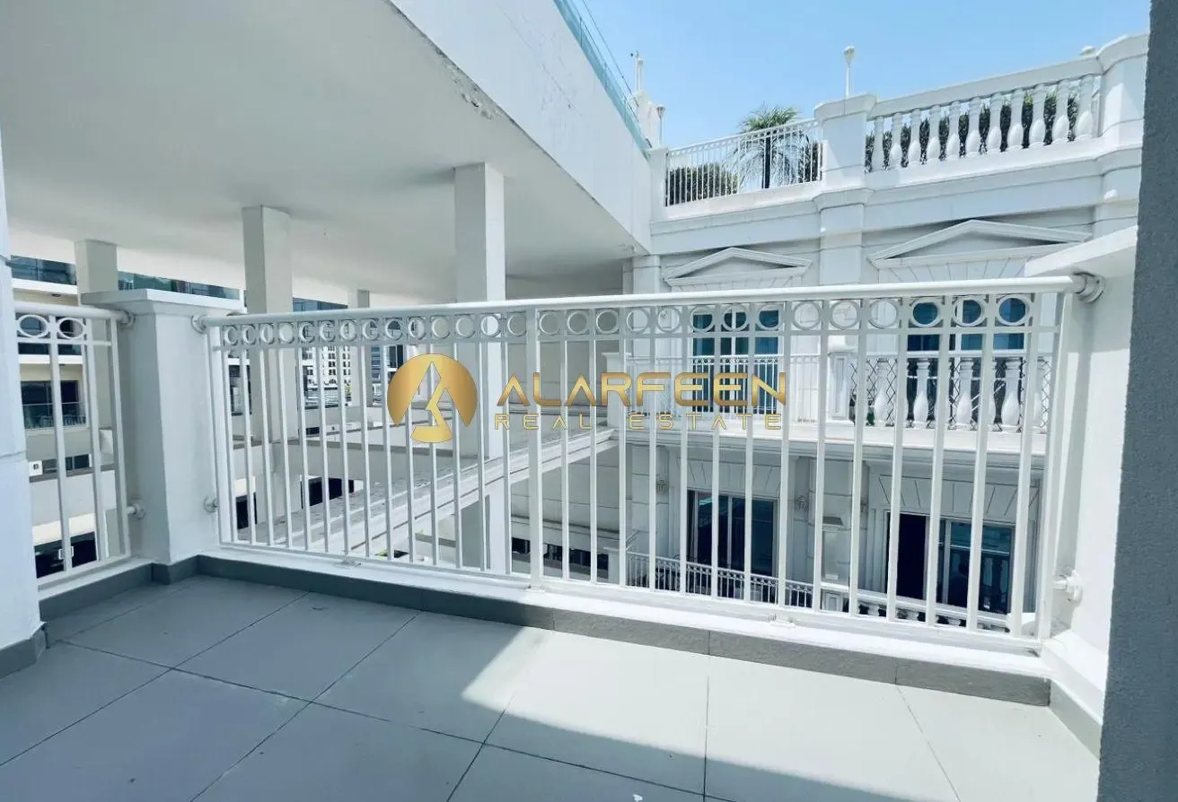 Spacious| Studio | Fully Fitted Kitchen|Grab Now