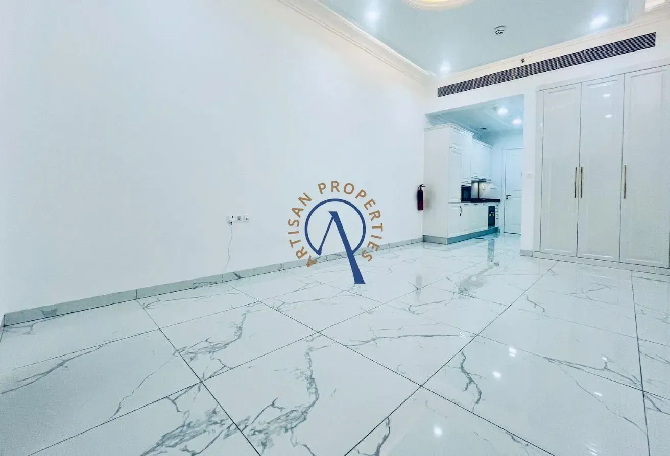 SPACIOUS | PRIME LOCATION | VACANT