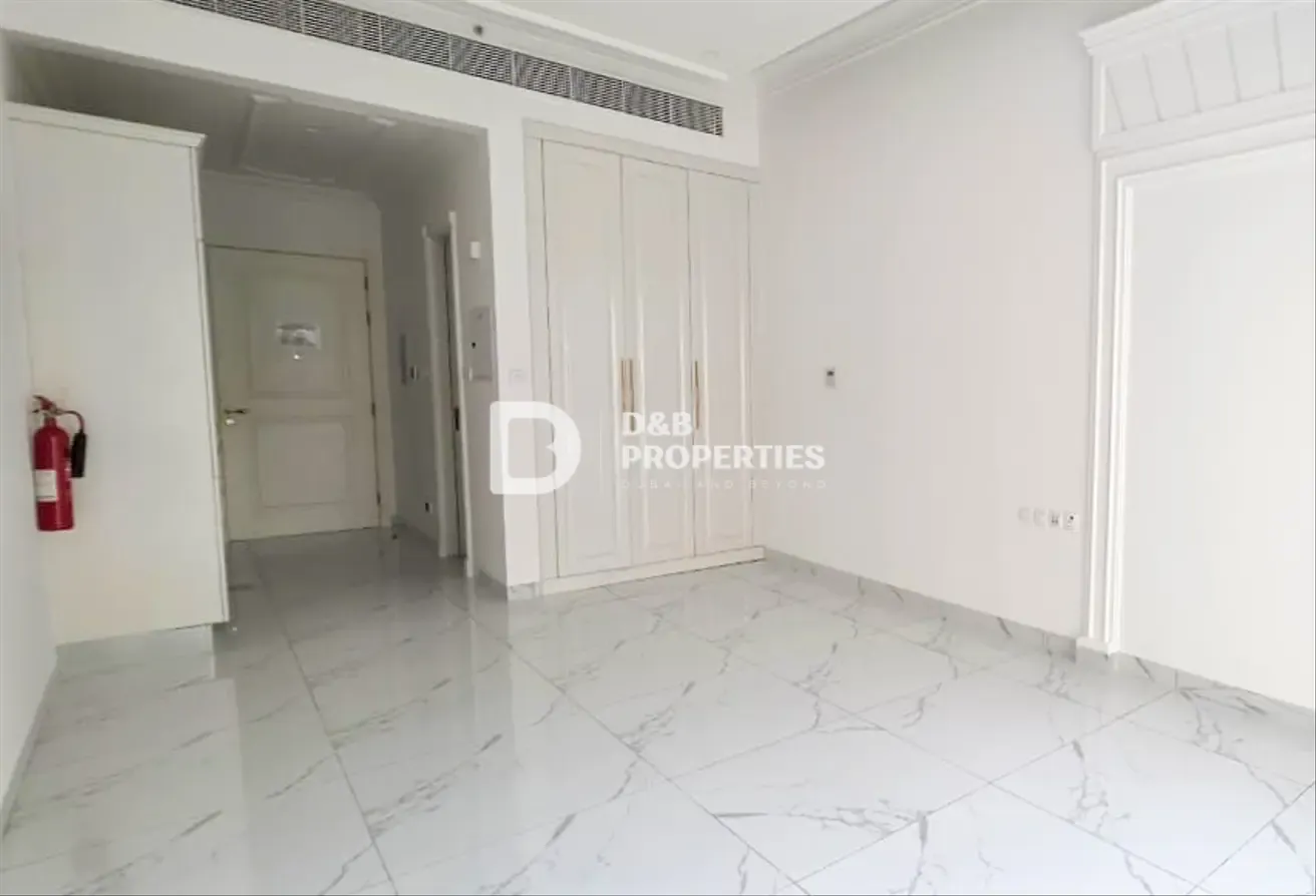 Bright Studio | Unfurnished | Premium Amenities