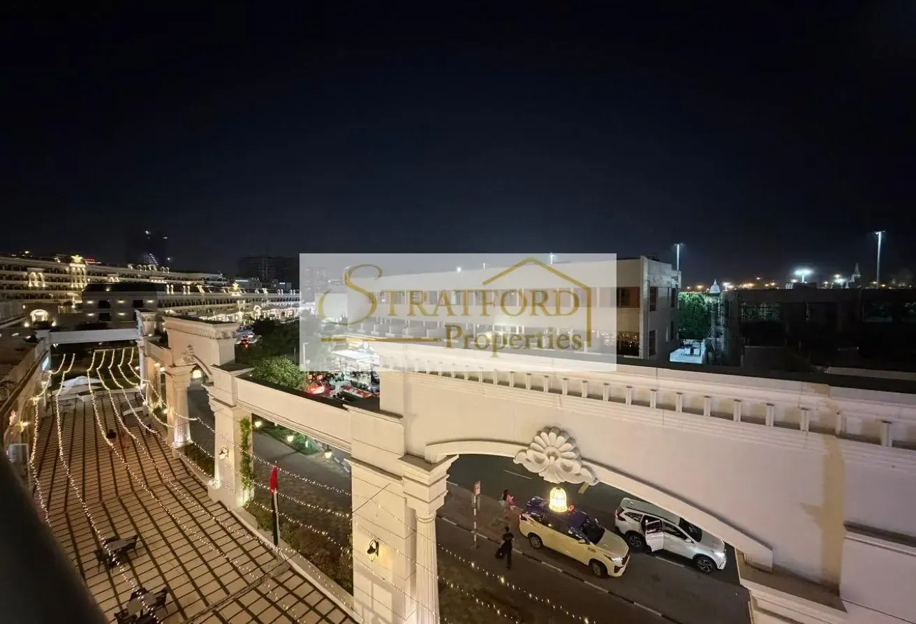 Large Layout | Fully Furnished | Multiple Cheques