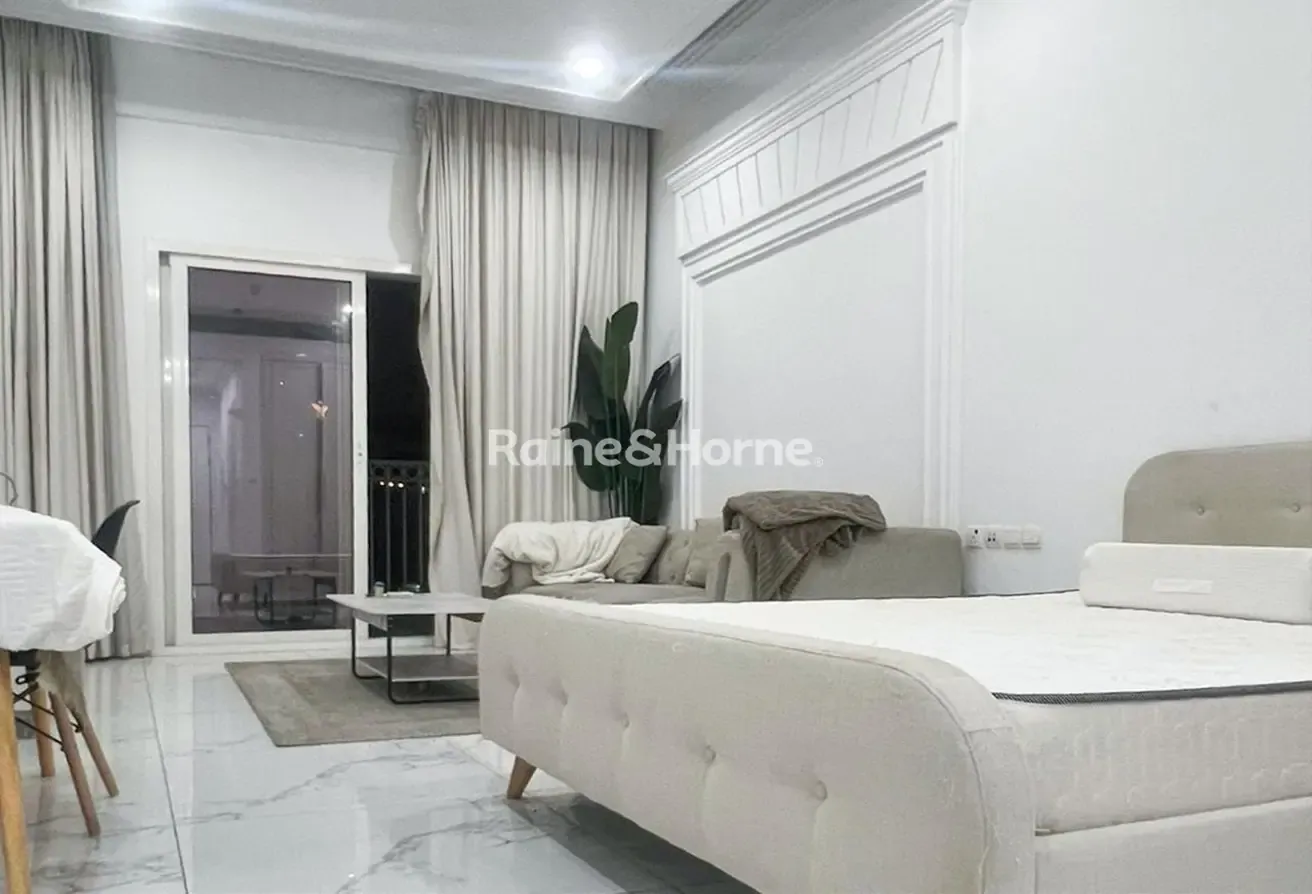 Furnished Studio I Move In Ready I Spacious