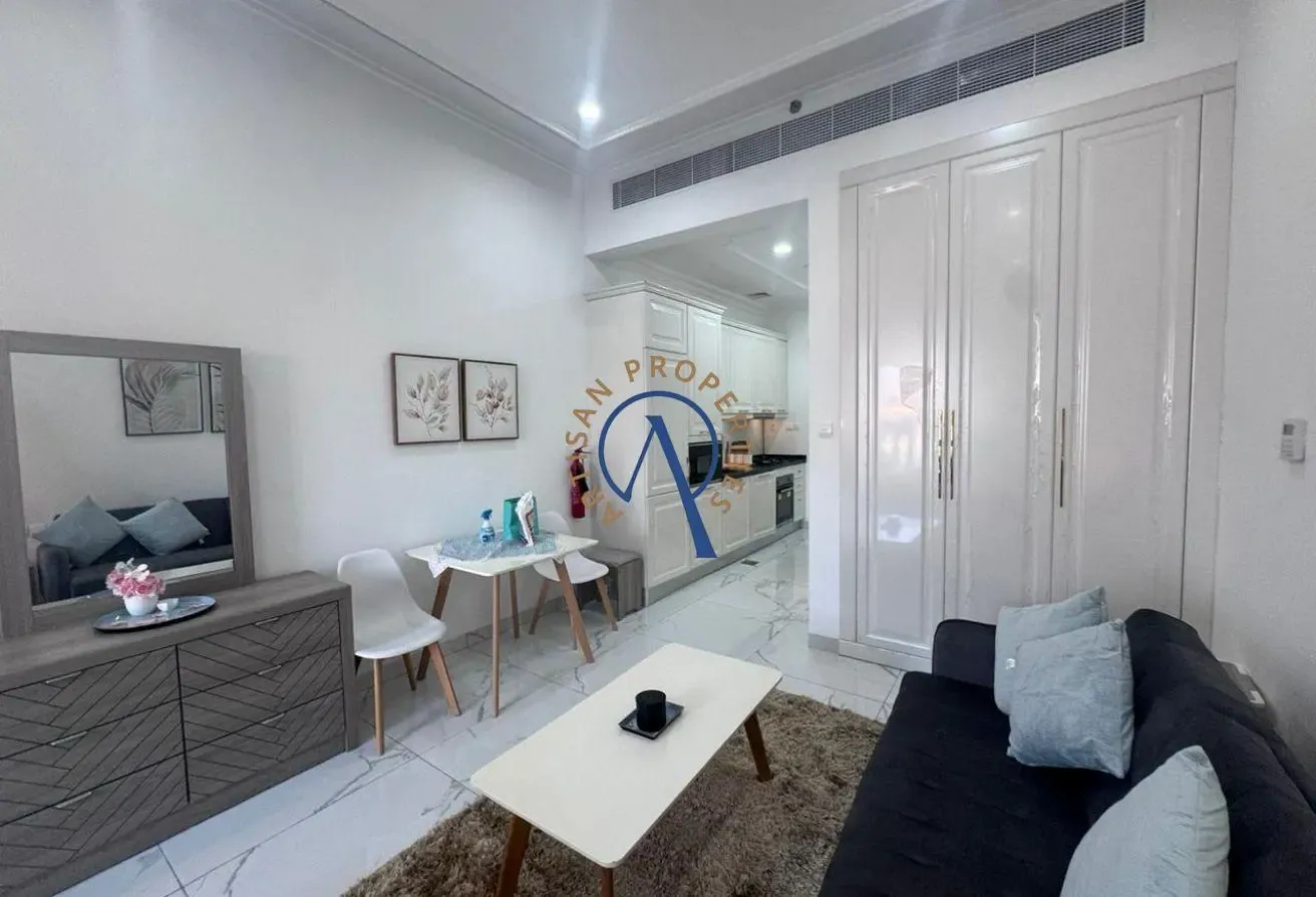 MODERN STUDIO | PRIME LOCATION | CALL NOW