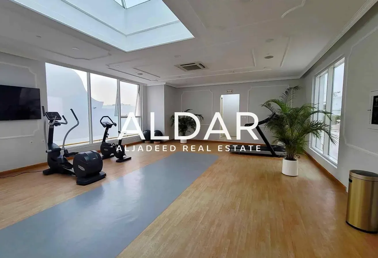 Well Maintained |With Appliances |Boulevard View