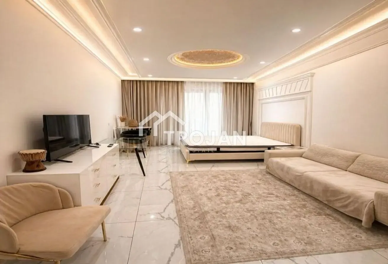 Bright Studio | Fully Furnished | Ready to Move In