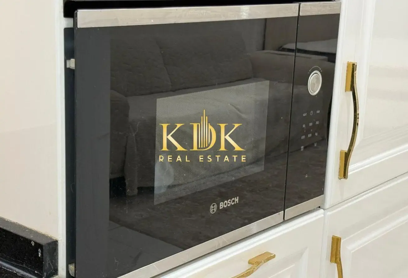 Premium Quality | Luxury Furnish | Bright Unit