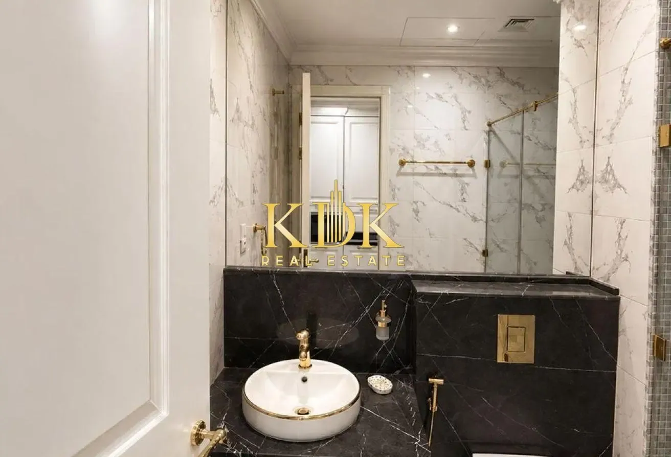 Premium Quality | Luxury Furnish | Bright Unit