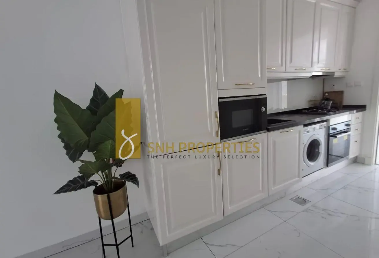 SEMI FURNISHED | CHILLER FREE | READY TO MOVE IN